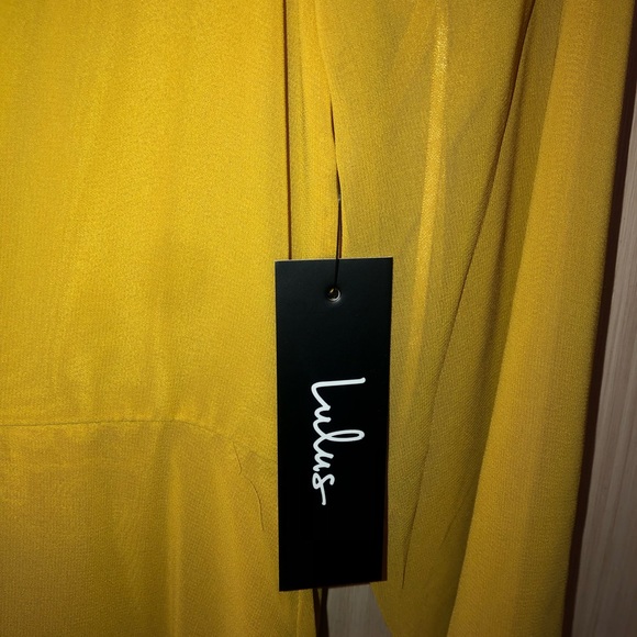 Lulus romper with flowing skirt - Picture 8 of 8